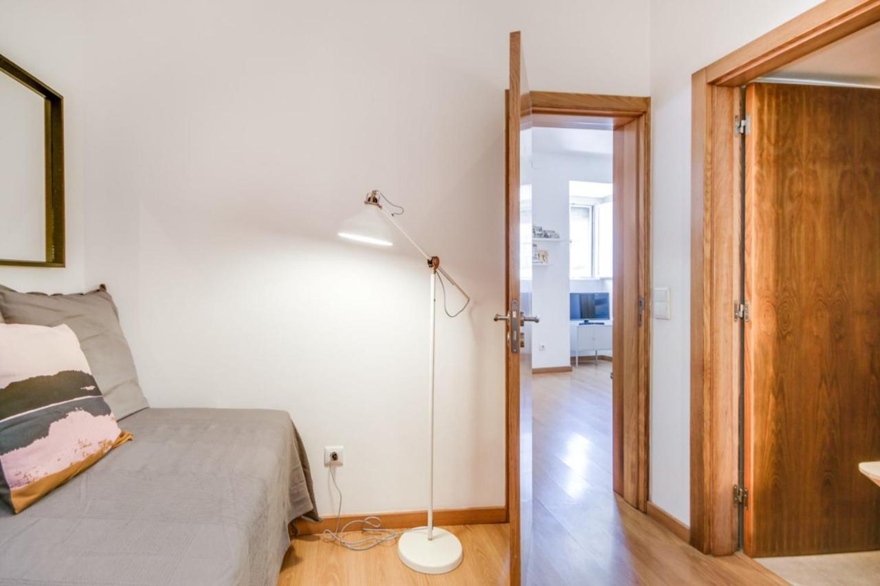 Guestready - Cream And Wood Stay In Alcantara Lisboa Екстериор снимка